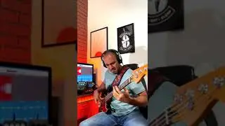Comparando Electro Harmonix Mono Synth / Micro Qtron BASS (PARTE 2)