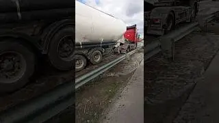 #цементовоз #помощьнадороге #дальнобой #цемент #екатегория