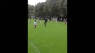 Voorzet Jarno, doelpunt Raeven