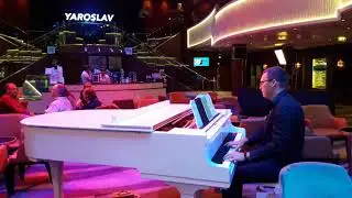 ИГРАЮ НА РОЯЛЕ НА КРУИЗНОМ ЛАЙНЕРЕ  / моя работа /