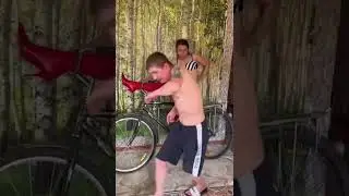 НА ПЛЯЖ