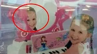 10 Creepy Selfie in the Mirrors