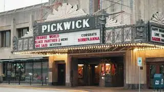 Anna  & Bobby Pickwick sign