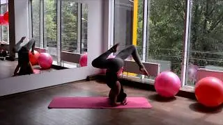 Стретчинг. Фитнес клуб Хаммер