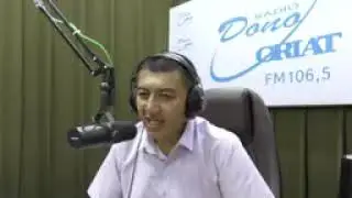 Ганишер Меликулов куйлайди