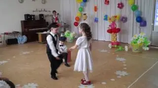 Танец на выпускной 