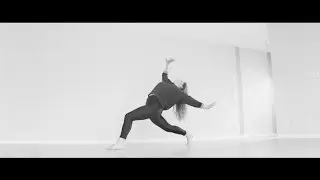 I'm Not A Band - EASY (Official Video)