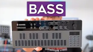 Donner B1 monophonic analog bass synthesiser