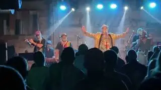 Shinyribs does Sanford