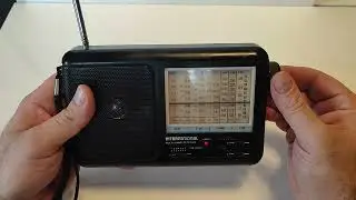 Vintage International AC 100,Portable Transistor Radio, Multi-Band Boxed Receiver,1990s