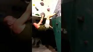 Bouldering, v5 progress video