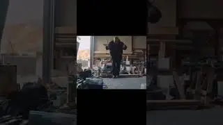 Мужик катается на качеле и падает мем прикол