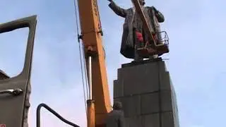 мойка памятника Ленину
