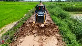 NEW Project: Unexpected Extreme Bulldozer SHANTUI Push Trimming Soils On Road And Push Mud In Pond