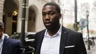 Meek Mill’s Walk to Court Before his Unfortunate 2 4 Prison Sentencing for Violating Probation