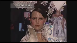 Christian Dior Haute Couture Spring Summer 2005 - backstage & full show