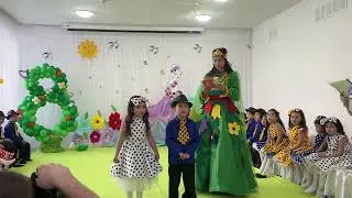 8-наурыз Аналар мерекесі. Бала-бақшада ертеңгілік.