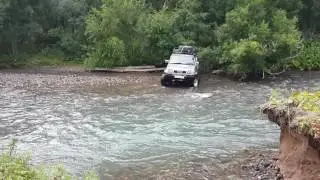 Ручей Шумный, по дороге в парк Налычево