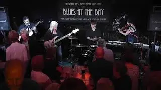 The Rain Kings - Friday I'm in Love (cover)