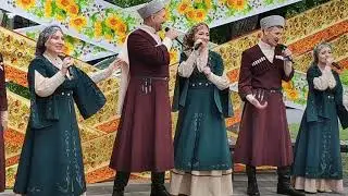 г.Георгиевск.Ставропольсий край.Единый день фольклора. ,, Казачье подворье приглашает друзей.