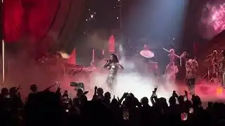 Swish swish Katy Perry PLAY Las Vegas