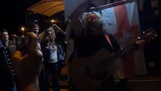 Аляксандр Памідораў у дворыку Плошча Перамен. 