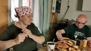 РУЛЕТ ИЗ БРЮШИНЫ🍖НА ЗАВТРАК👍НАПЕКЛИ ПОРОЖКОВ .....
