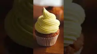 Как отсадить крем на капкейк 🧁 видео-инструкция 🤲🏻
