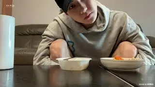 [SEHUN's MUKBANG] Ngồi ăn dân dã cùng cơm trắng tiện lợi và thịt gà kimchi