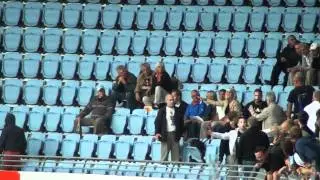 Gruff på läktaren ovanför DIF klacken, MFF-Djurgården 2011-07-30