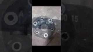 Муфта карданного вала Мерседес передняя  A2034100015
