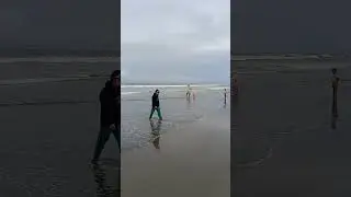 Mendung dan Rintik di Pantai Panjang