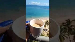 Tomandome un cafe con esta vista espectacular en San Juan PR! #airbnb #sanjuanpuertorico #puertorico