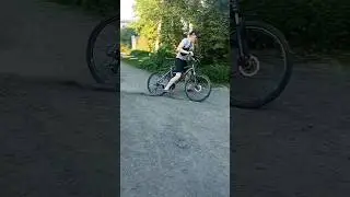 А когда не делали?! #врекомендации #automobile #велосипед #опер #суета #хасан