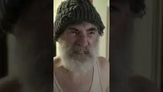 Голяк, Я что, похож на спуна с мужиками?!