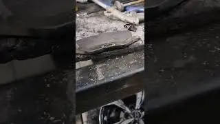 Москвич 3| пробег 60 000км |Замена передних колодок | 