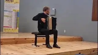 Accordéoniste Volodymir Kashuta 1ère place concours ACCORDÉONS-NOUS 2024