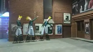 I want to break free! )))