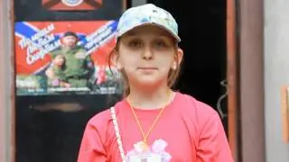 Богдана читает стих памяти А.Б.Мозгового