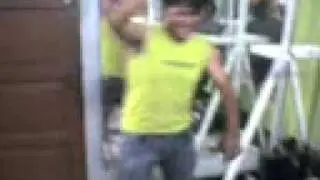 Rondero tambien le entra al baile - UAP