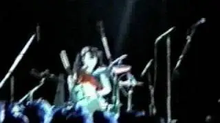 23. The White Stripes - Boll Weevill pomona 2002.avi