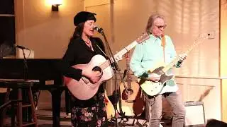 Slick Moves-Live at the Huut-UU Church of the Verdugo Hills with Ed Tree
