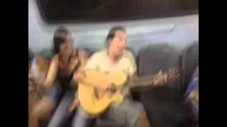 Thiago silva.... O Cantor de Bus