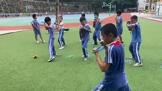 Китайские пионеры тренируются с Эвник