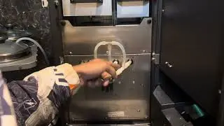 Daalchini tech noida have new chaipoint vending machine 
