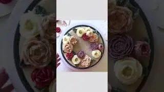 Buttercream Flower Wreath Cake