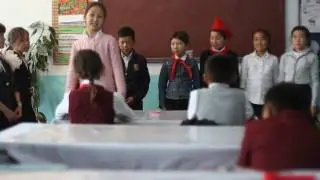 Киргизские дети рассказывают стишки