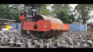 Malaysia Bitcoin mining computers confiscated and crushed!!