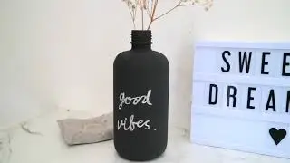DIY DEKORASI MONOCHROME
