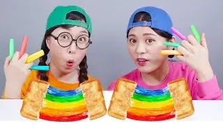 レインボーフード モッツァレラチーズトースト食べる音ドナ